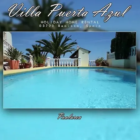 Puerta Azul *